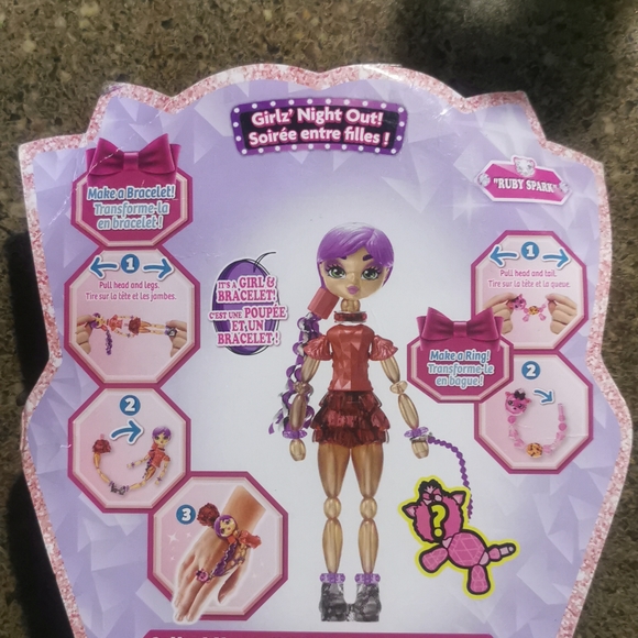Twistys Girlz Girls Ruby Spark Petz Pets Spin Master Series 2 Doll NWT NEW Twist - Picture 11 of 15